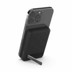 Belkin BoostCharge Wireless Power Bank 5.000 mAh with Stand Black - GekkoTech