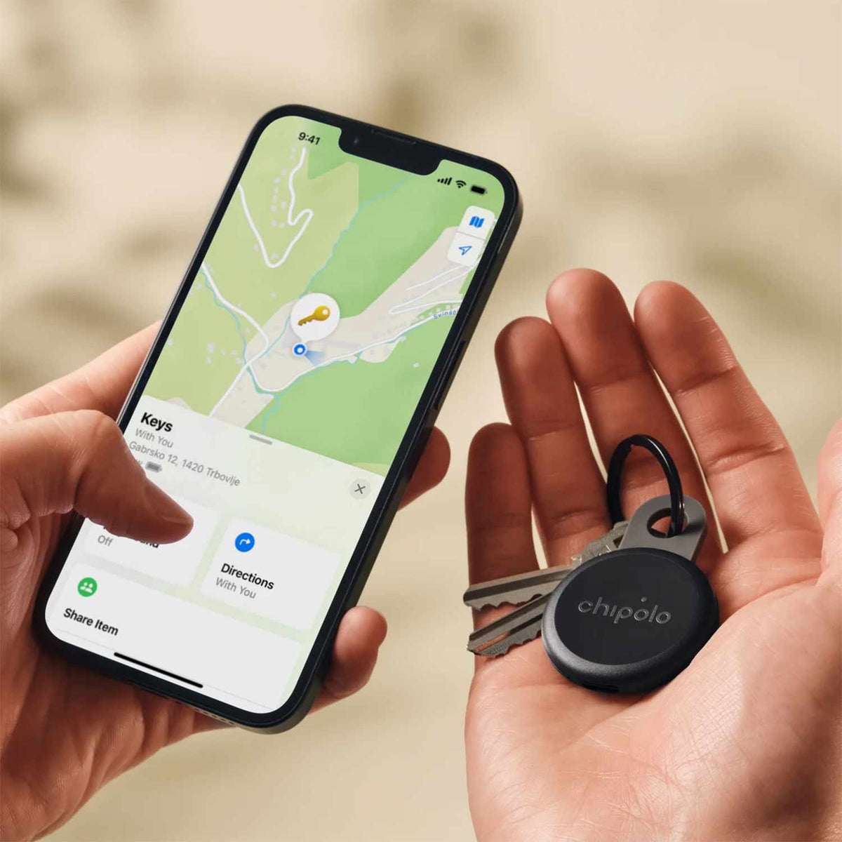 Chipolo Loop & Card Item Finder Bundle (Works with Android's Find Hub Device or Apple Find My) Charcoal