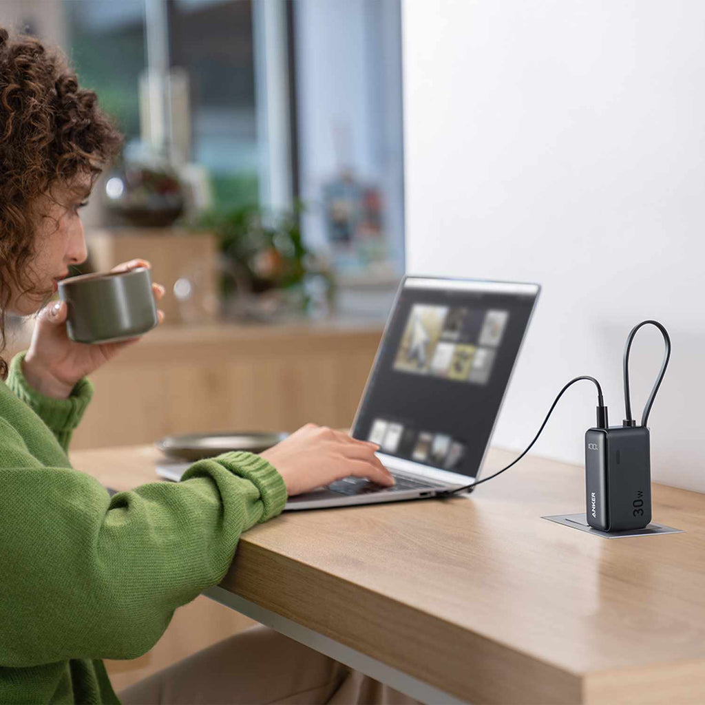 Anker Fusion Power Bank 5.000mAh 22.5W with USB-C Cable Black - GekkoTech