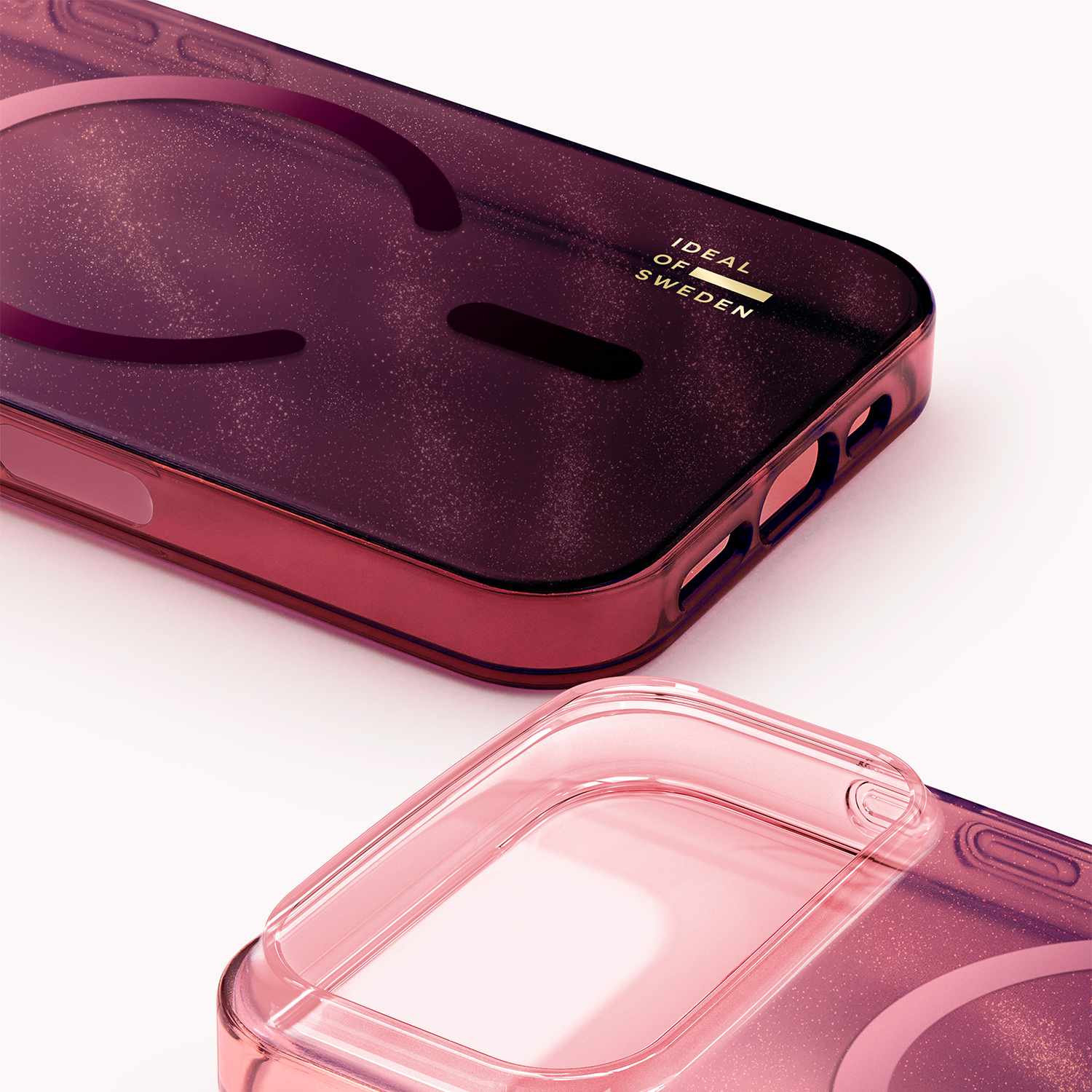 Ideal of Sweden Glitter Glow MagSafe Case Cherry Lacquer for iPhone 17 Pro